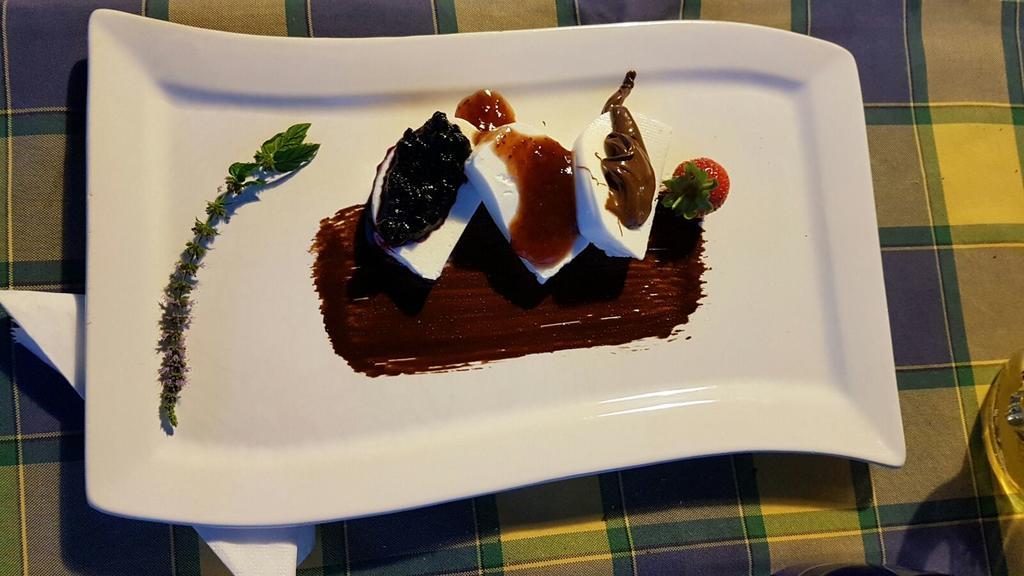 Agriturismo Prati Degli Orti مونتيانو المظهر الخارجي الصورة